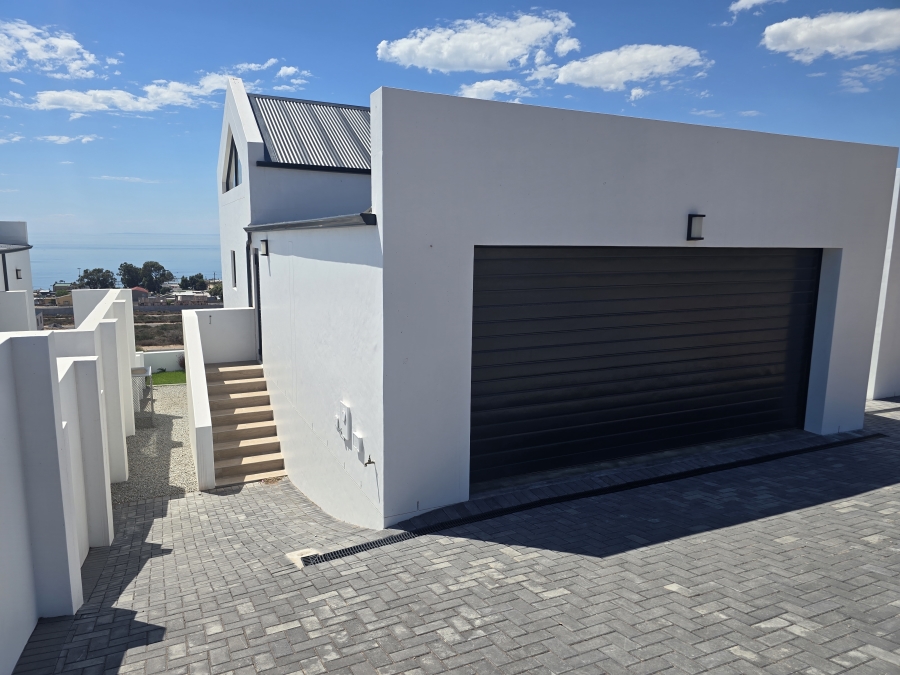 3 Bedroom Property for Sale in St Helena Views Western Cape
